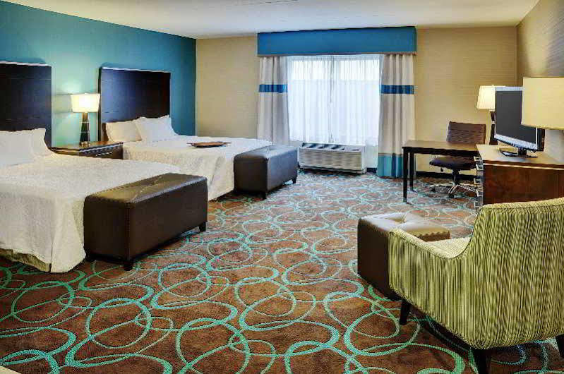 Hampton Inn By Hilton Winnipeg Exterior foto